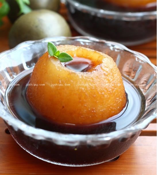 羅漢果燉雪梨的做法 www.sk010.cn