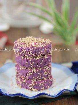 平底鍋?zhàn)鲜盹灥淖龇? title=