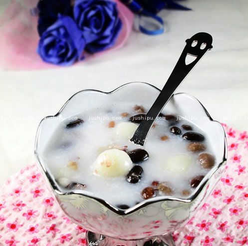 Ҭ֭�۶�С���ӵ����� www.sk010.cn