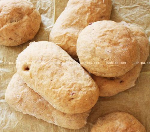 芒果榛子面包的做法 www.sk010.cn