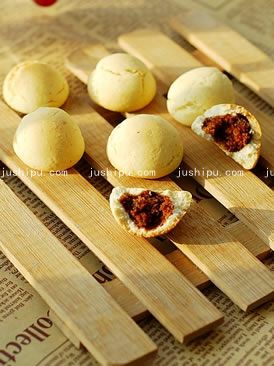 豆沙蛋奶小饅頭的做法 豆沙蛋奶小饅頭的做法