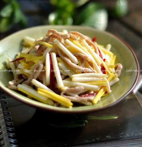 肉絲蒜黃的做法 www.sk010.cn