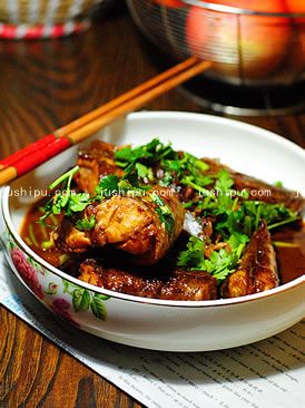 ������T�~(y��)������