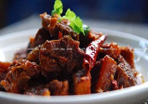 家常菜 香辣牛腩煲的做法 家常菜 香辣牛腩煲的做法