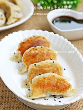 ���r��N������