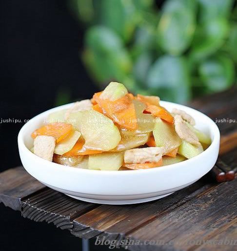 小炒佛手瓜的做法 www.sk010.cn