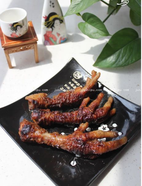 ��Ƥ�Pצ������ www.sk010.cn