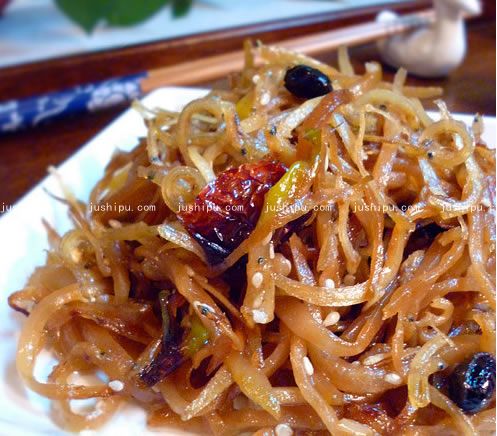 丁香魚炒咸菜的做法 www.sk010.cn