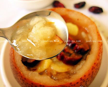 紅棗生姜雪梨盅的做法 紅棗生姜雪梨盅的做法