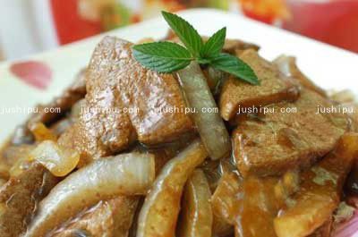 洋蔥炒豬肝的做法 洋蔥炒豬肝的做法