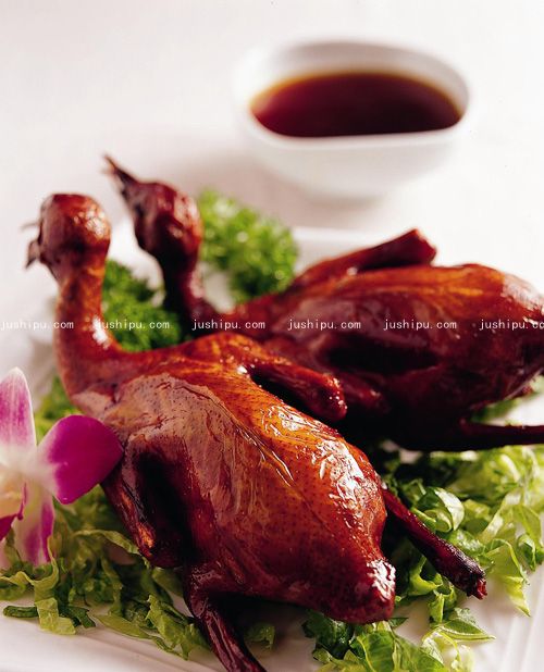 生炸乳鴿的做法 www.sk010.cn