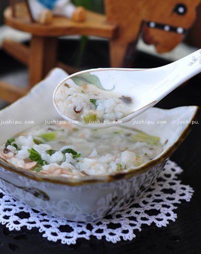 金槍魚菜粥的做法 www.sk010.cn