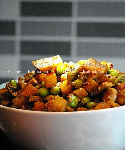 鮮菇燉瘦豬肉的做法 www.sk010.cn