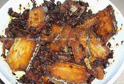 �������~������